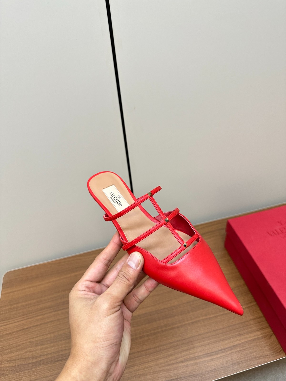 046 41123130 SIZE 35-41