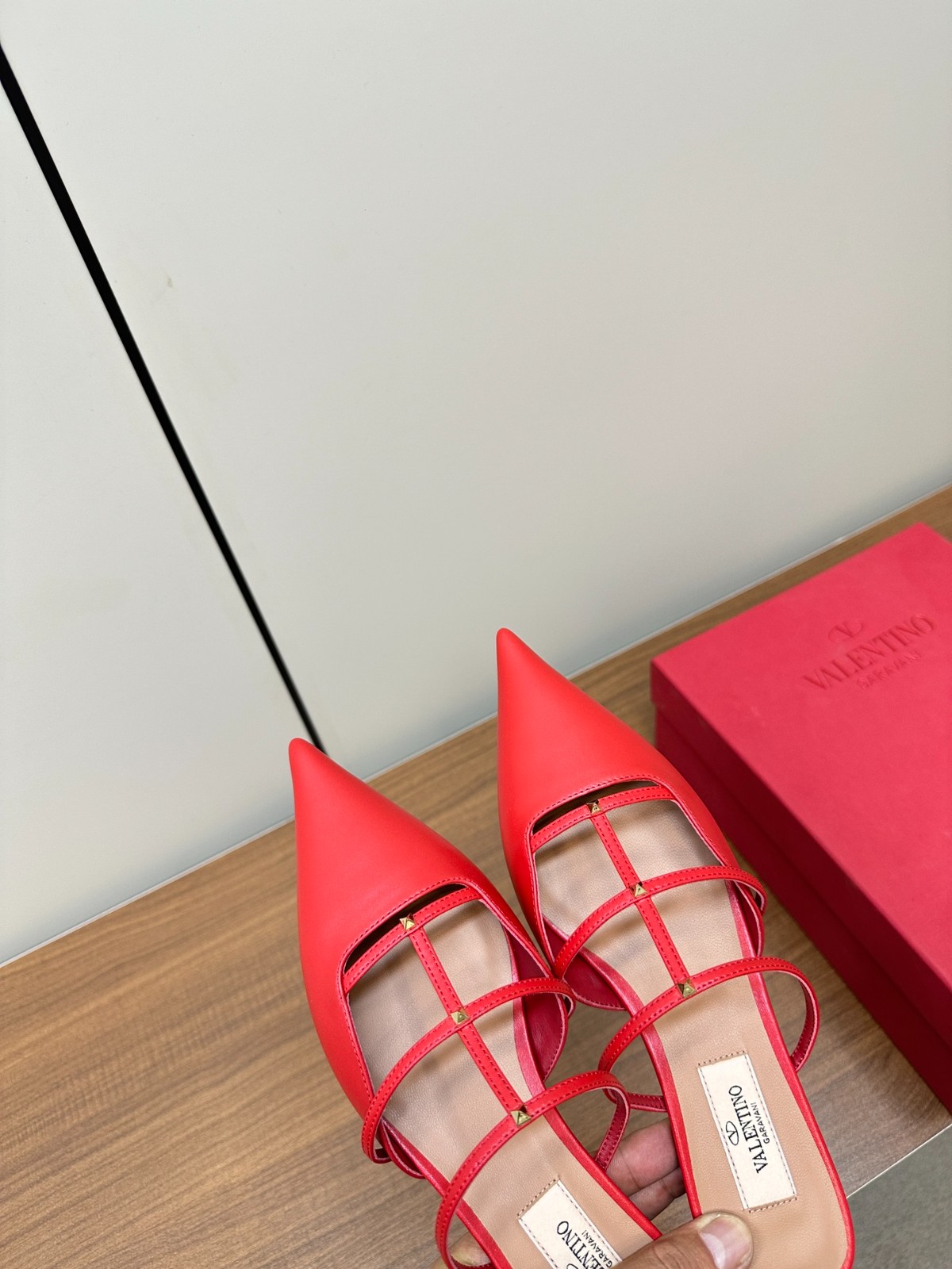 046 41123130 SIZE 35-41