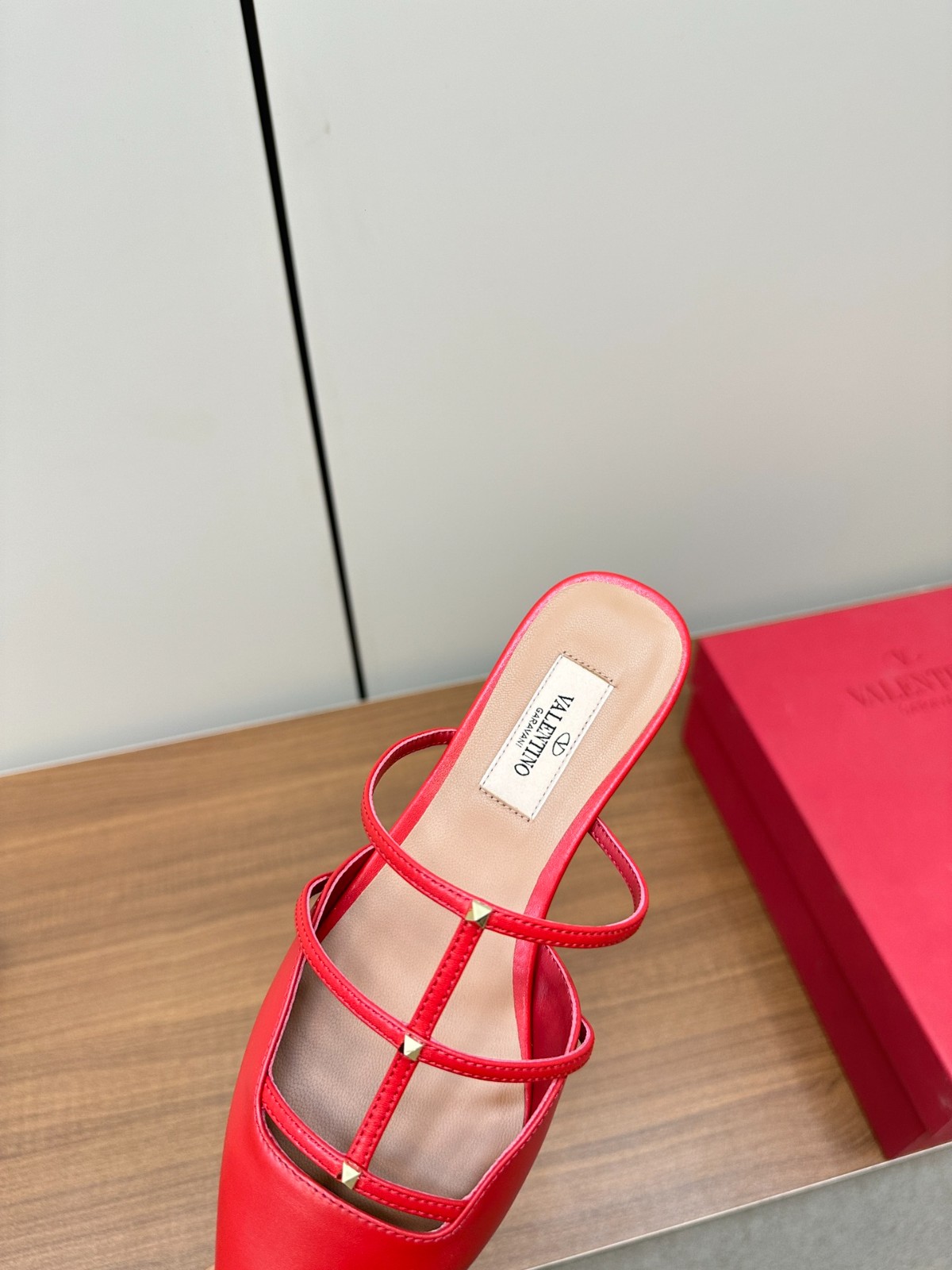 046 41123130 SIZE 35-41