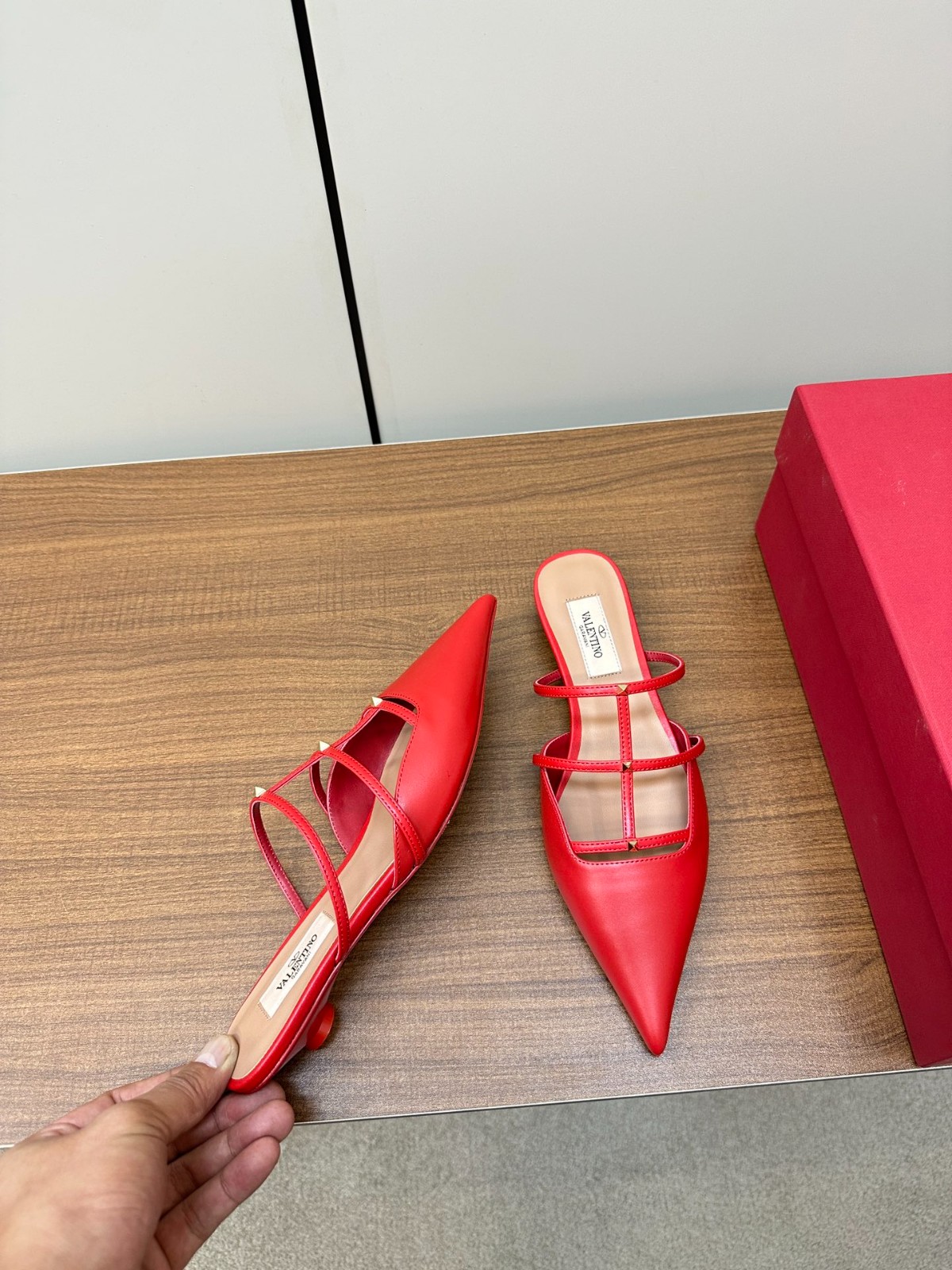 046 41123130 SIZE 35-41