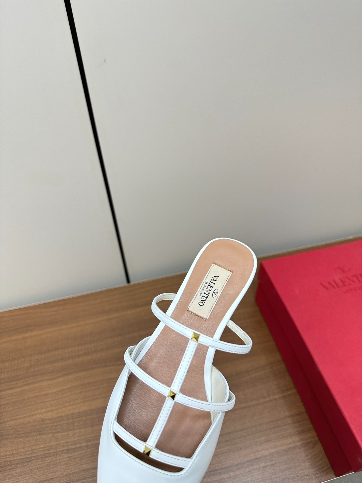045 41123130 SIZE 35-41