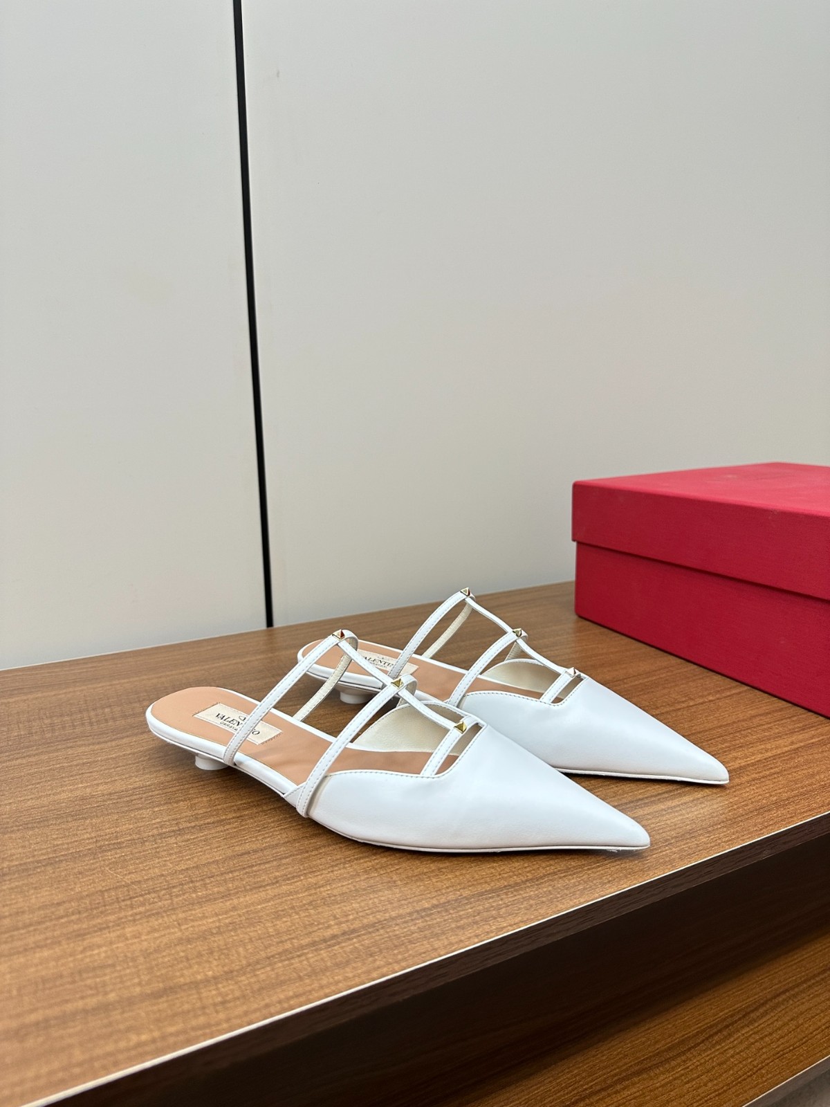 045 41123130 SIZE 35-41