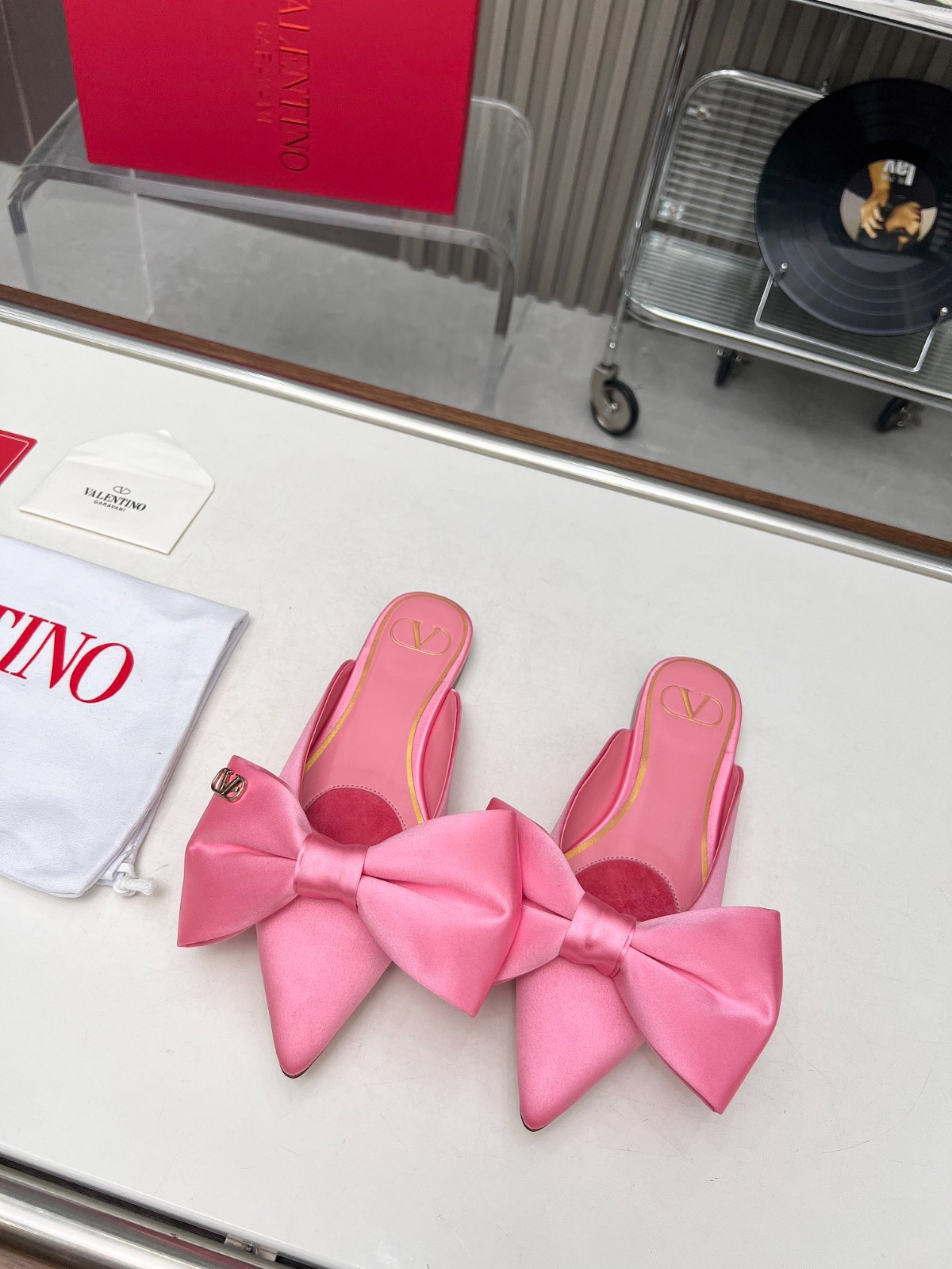 037 26123095 SIZE 35-40