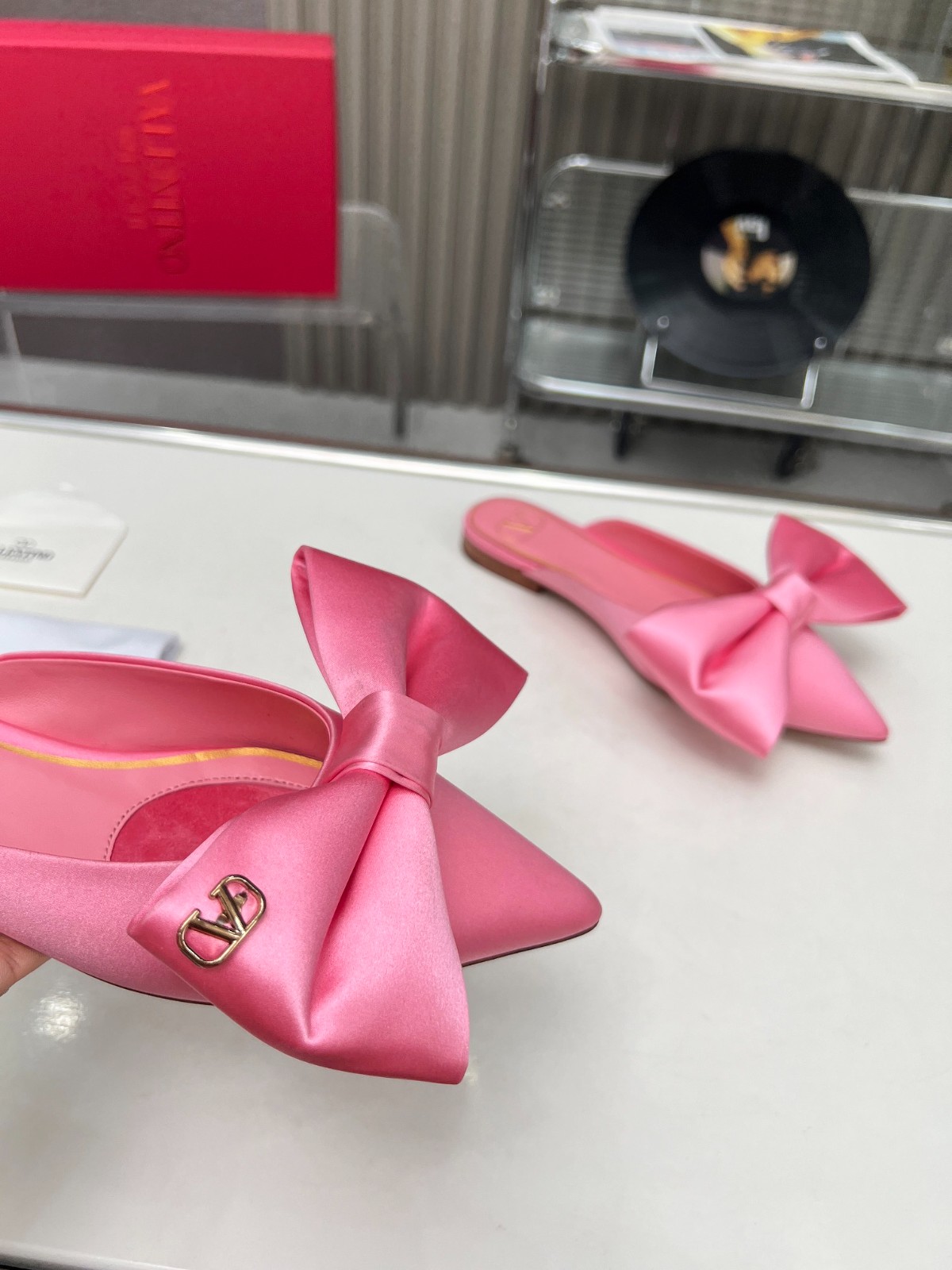 037 26123095 SIZE 35-40