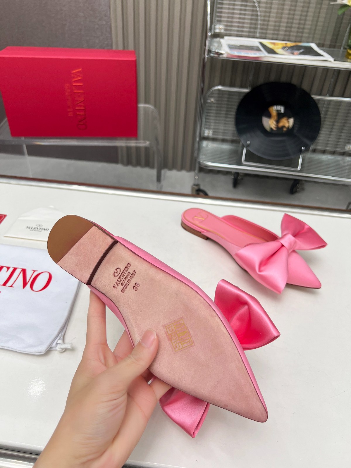 037 26123095 SIZE 35-40