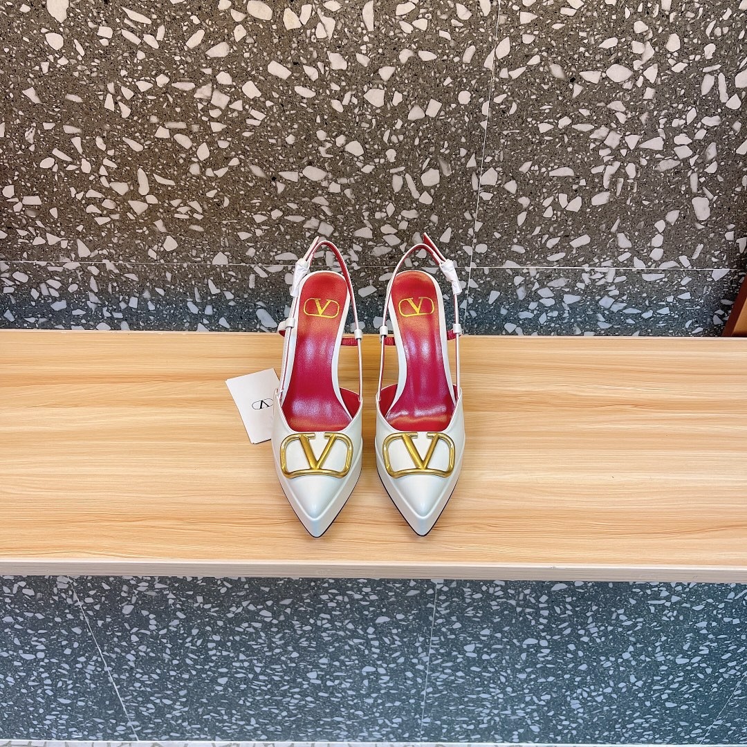 025 37123120 SIZE 35-42