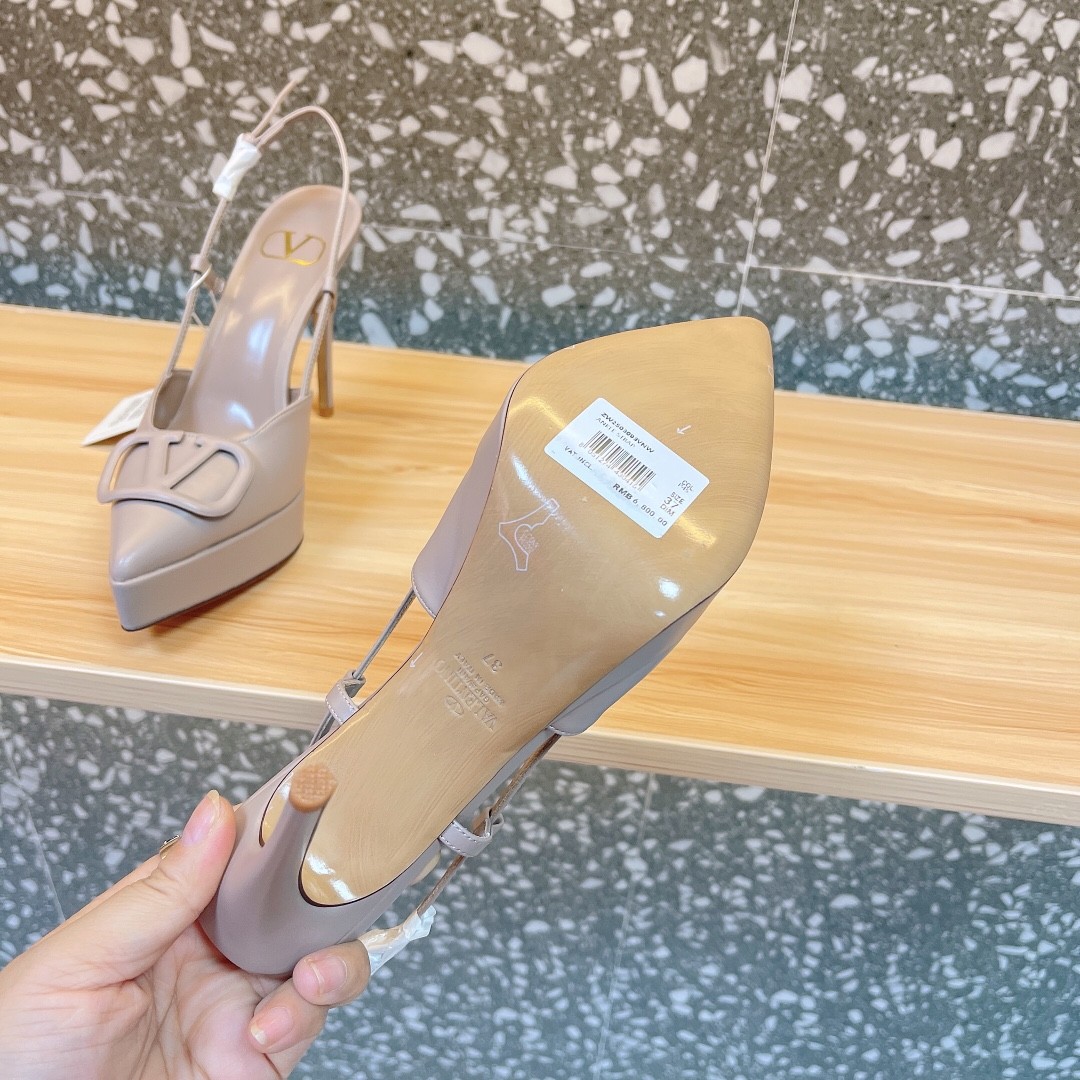 022 37123120 SIZE 35-42