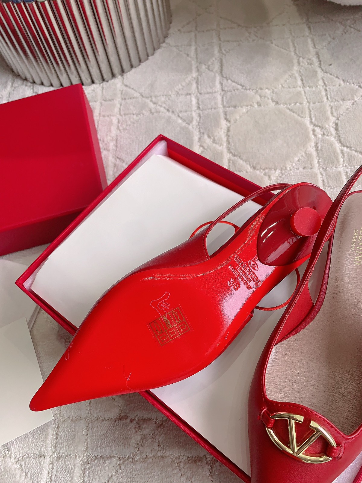 018 33123111 SIZE 35-42