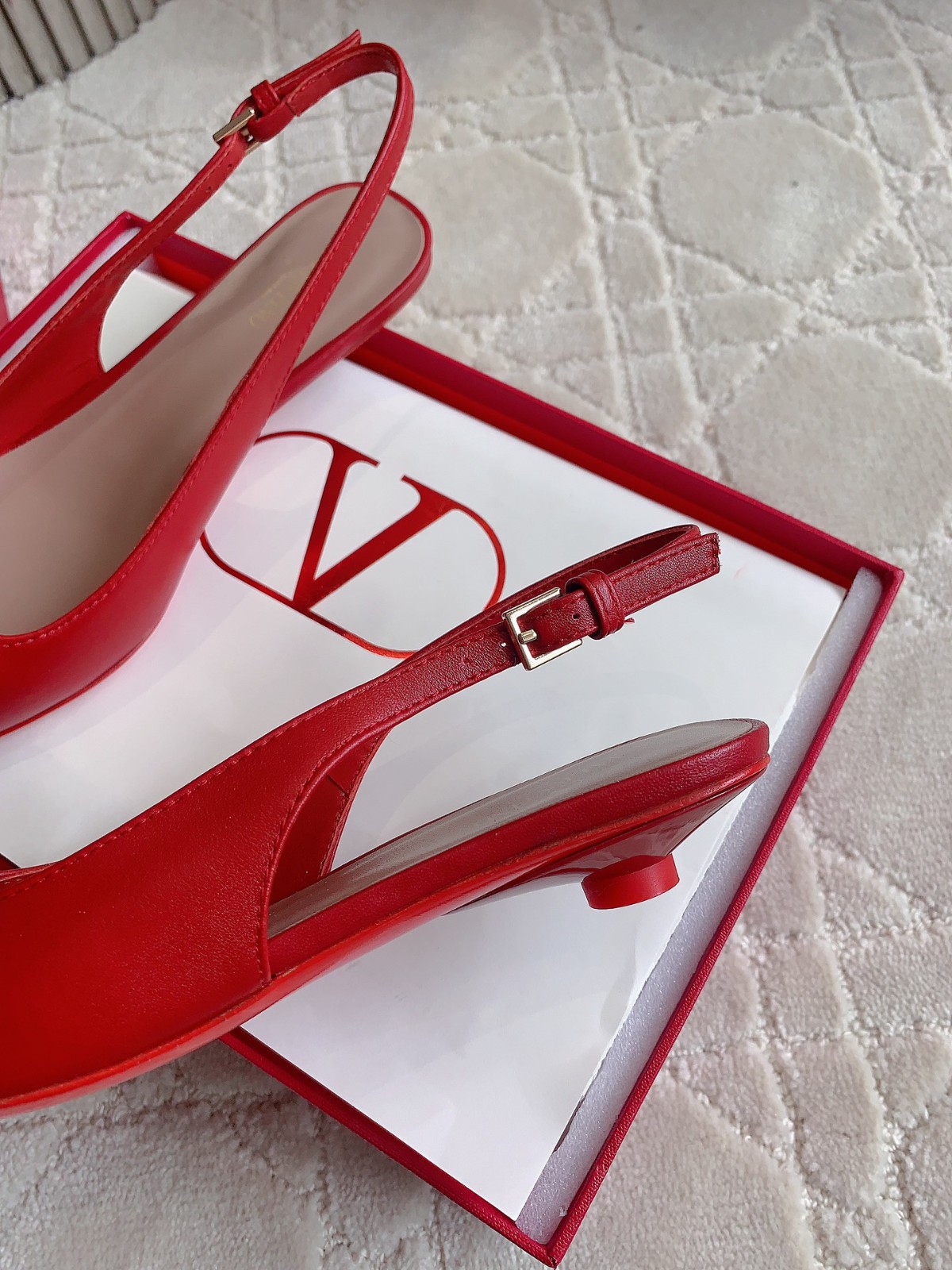 018 33123111 SIZE 35-42