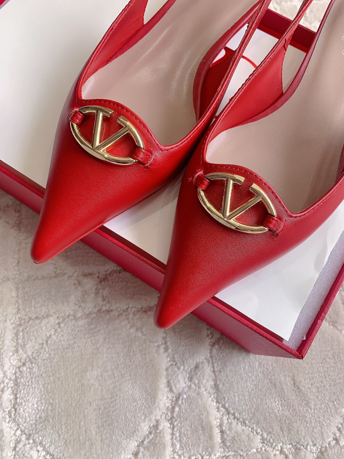 018 33123111 SIZE 35-42