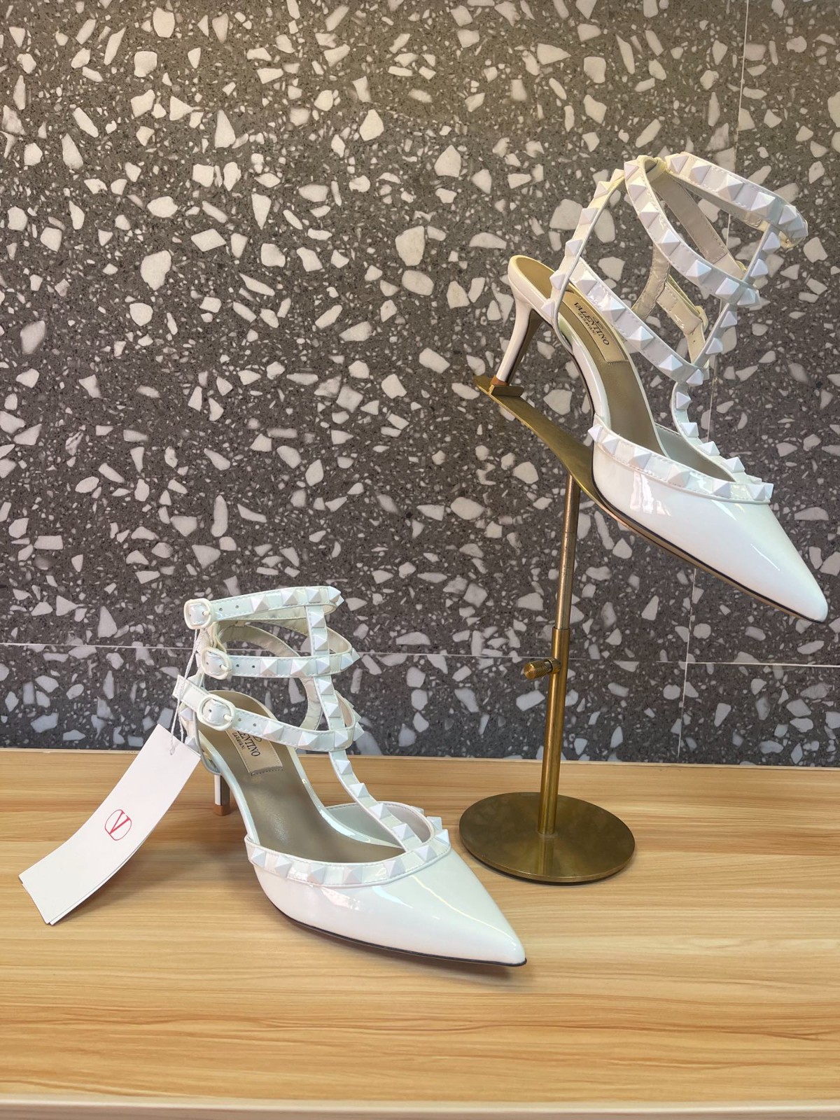 007 33123128 size 35-42 (heel 6.5cm;9.5cm)