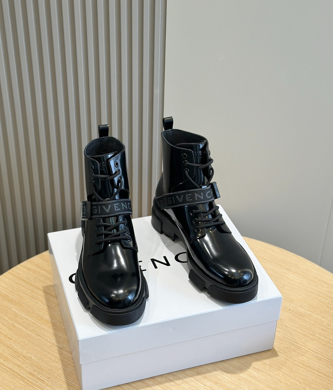 030 48123146 SIZE 38-45