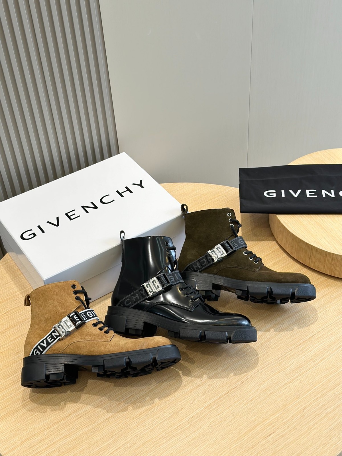 030 48123146 SIZE 38-45