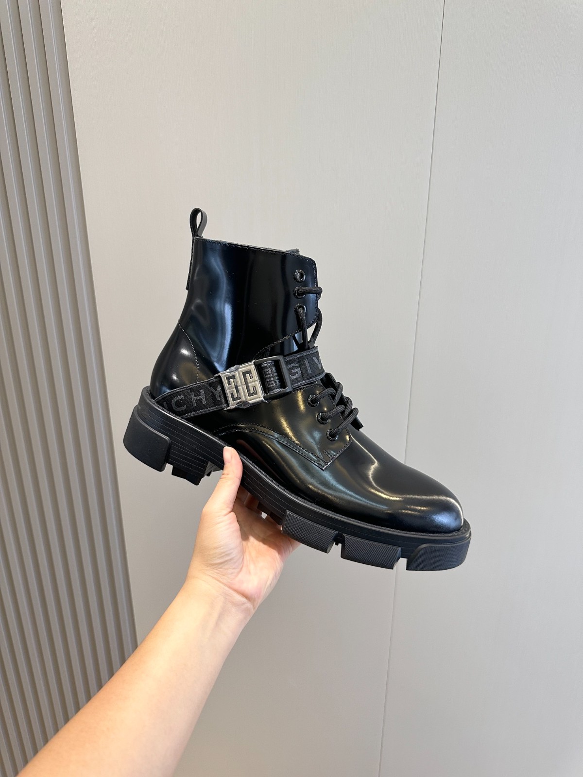 030 48123146 SIZE 38-45