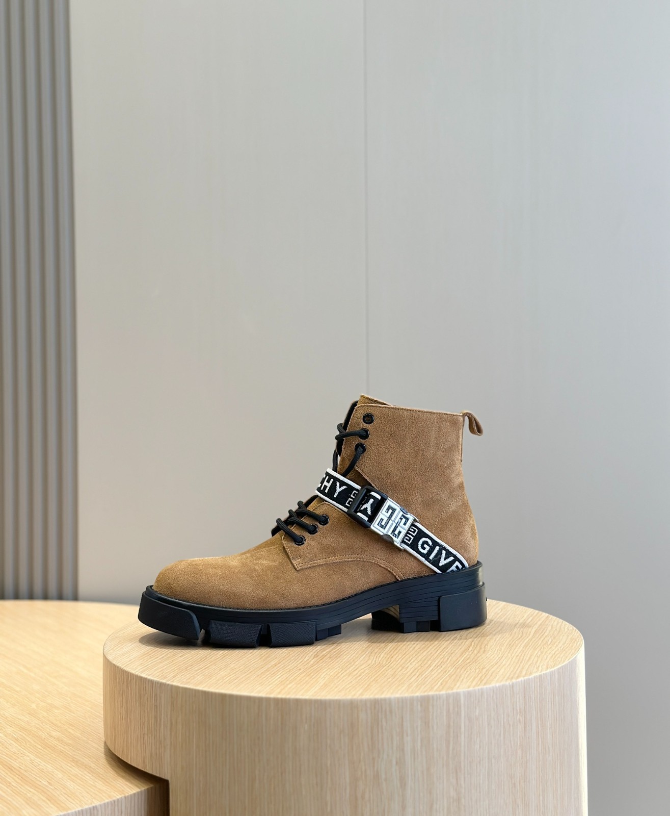 029 48123146 SIZE 38-45