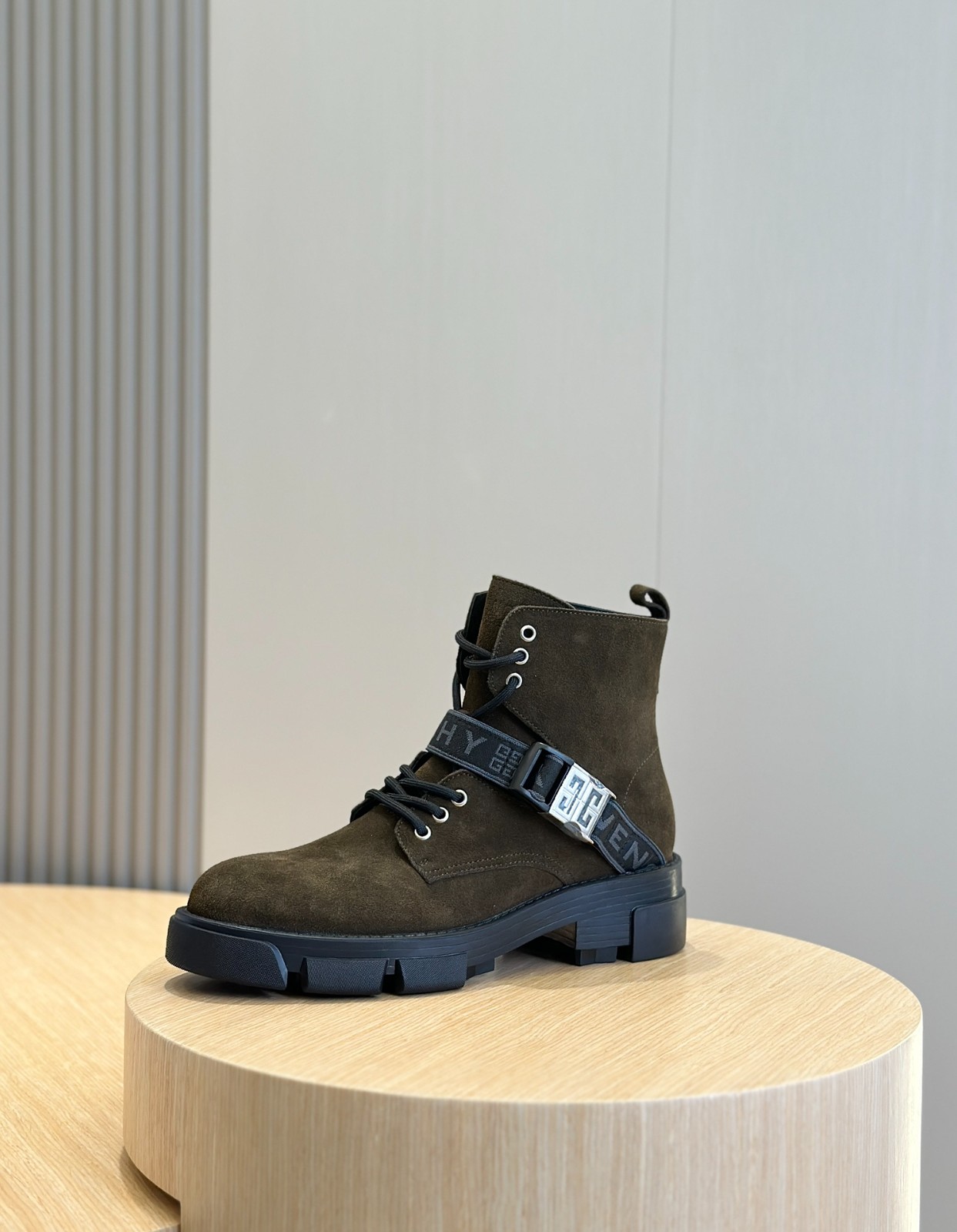 028 48123146 SIZE 38-45