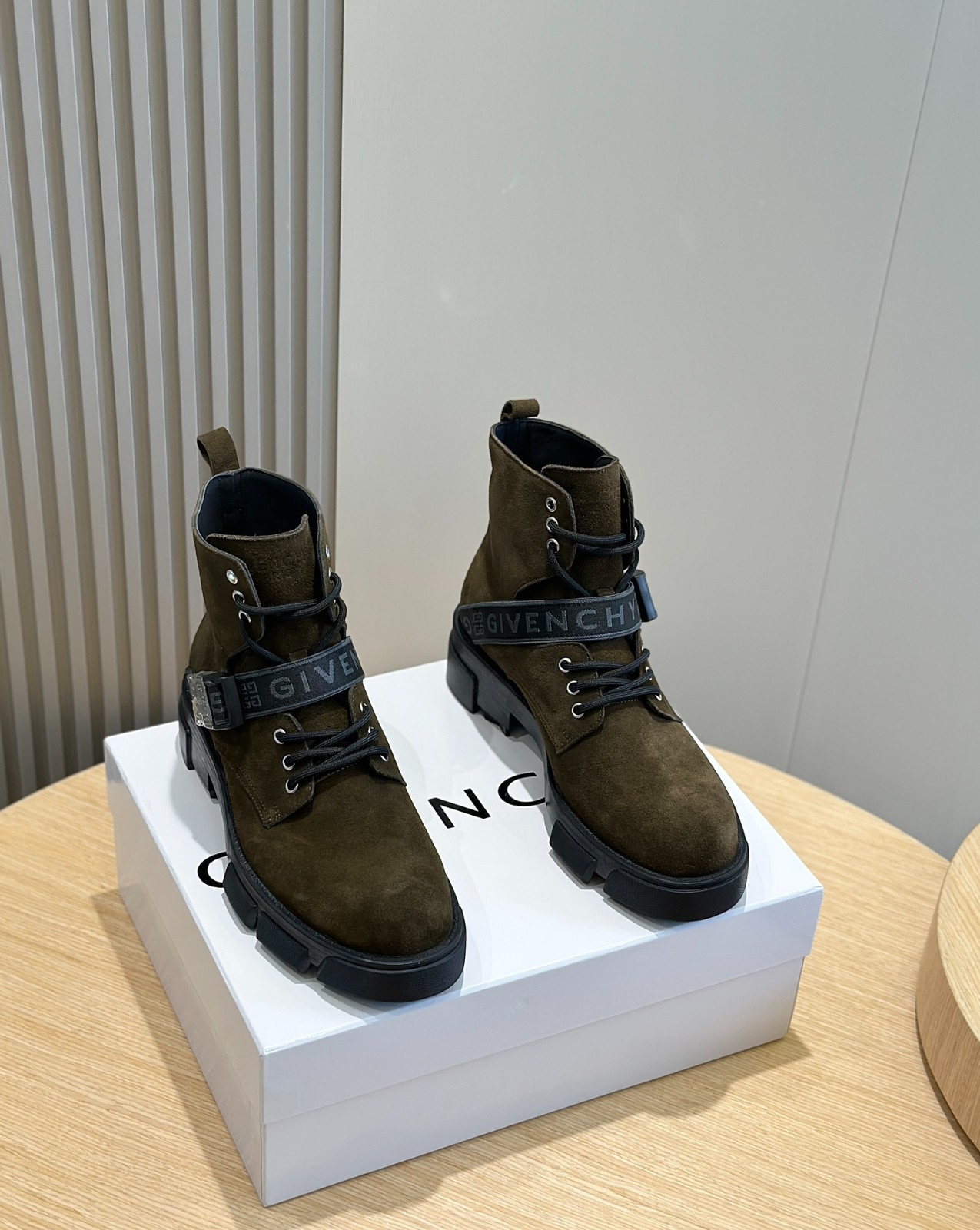 028 48123146 SIZE 38-45