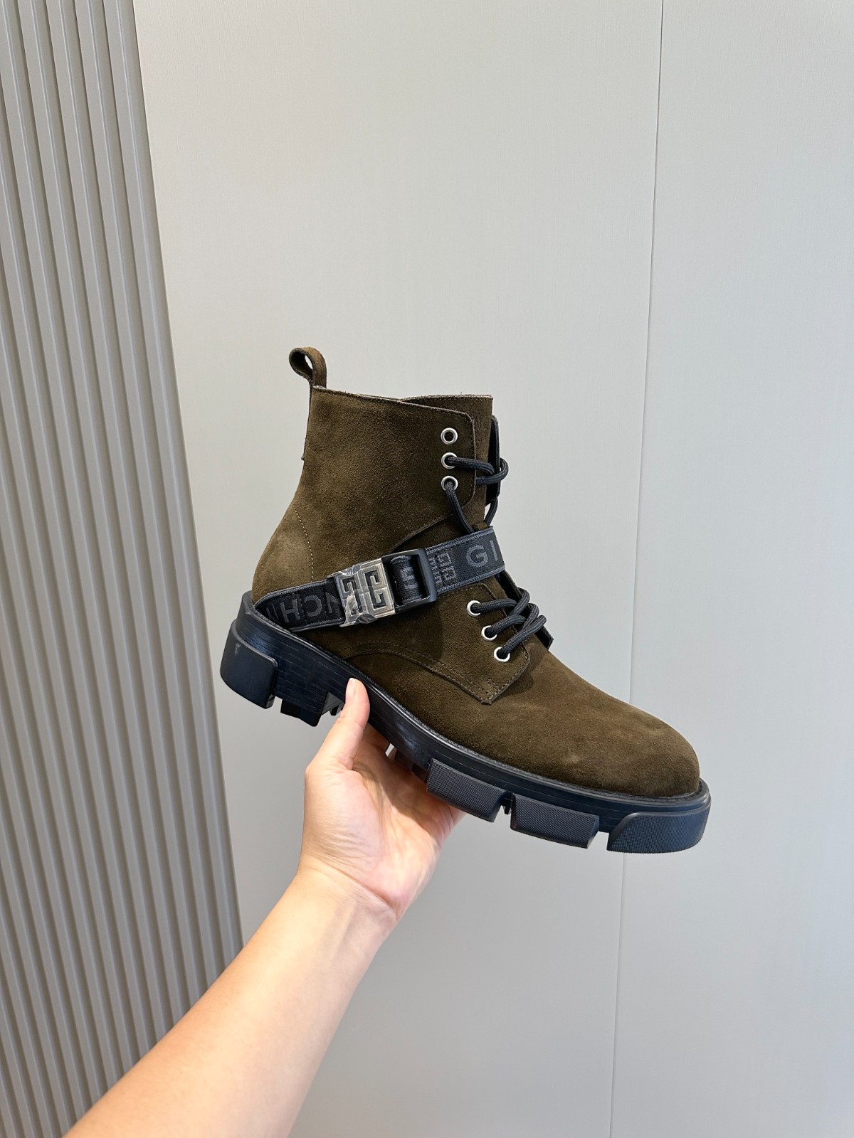 028 48123146 SIZE 38-45