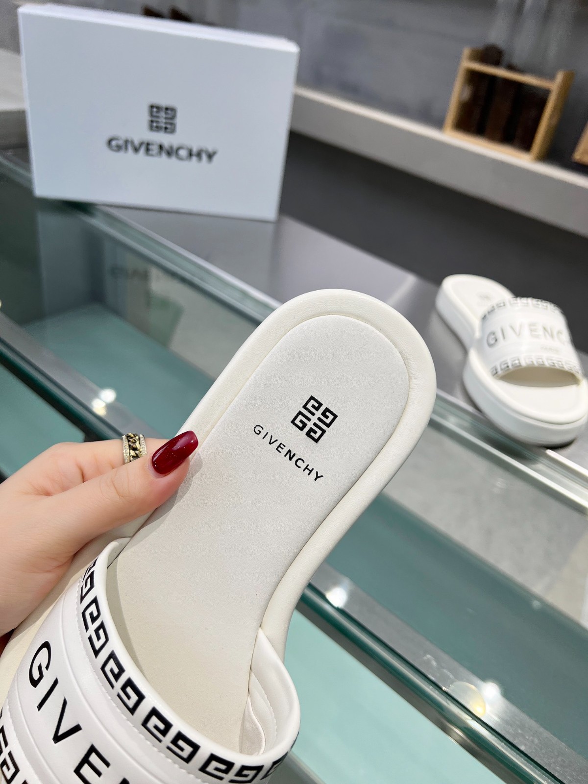 018 24123090 SIZE 35-42