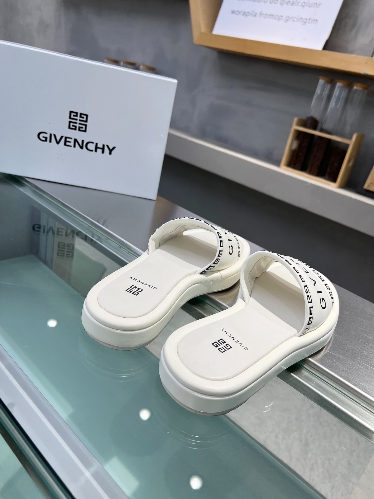 018 24123090 SIZE 35-42