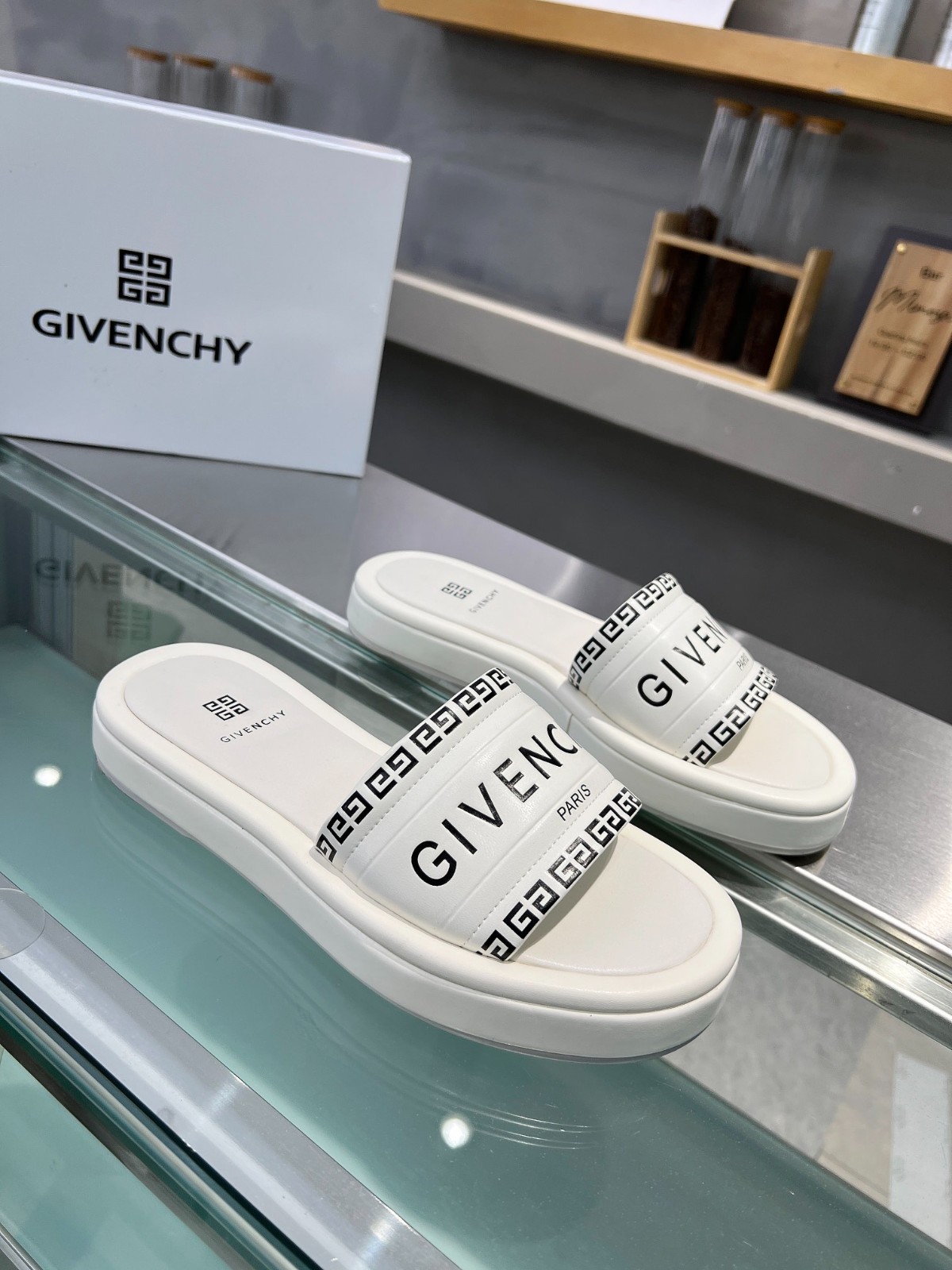 018 24123090 SIZE 35-42