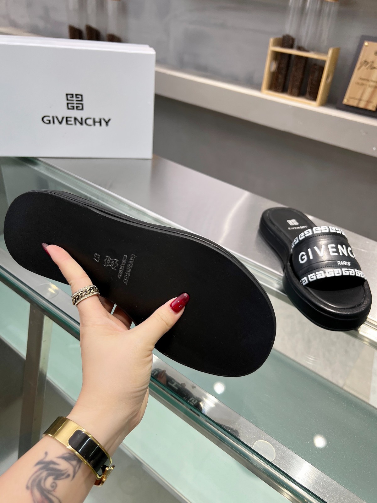 015 24123090 SIZE 35-42