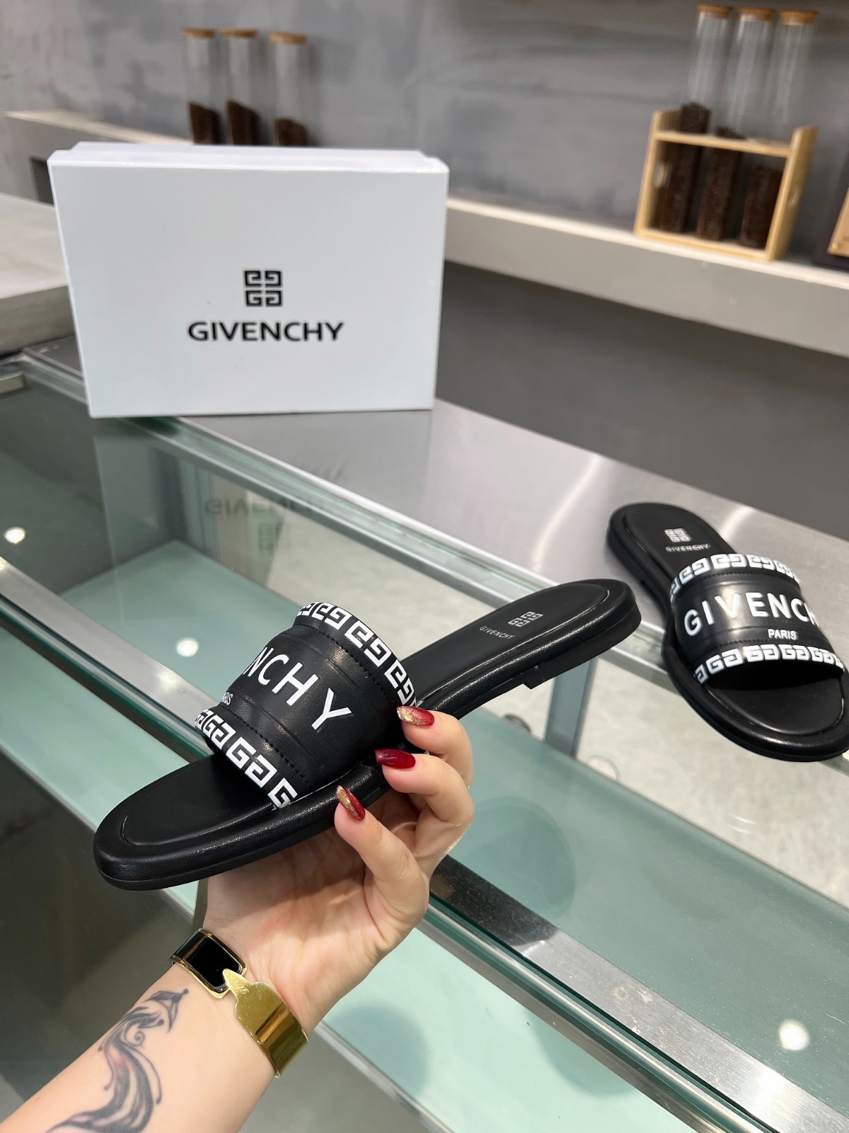 013 23123088 SIZE 35-42