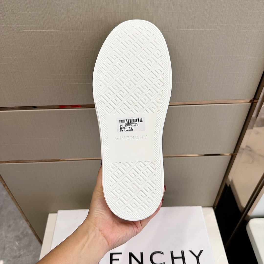007 39123125 SIZE 35-45