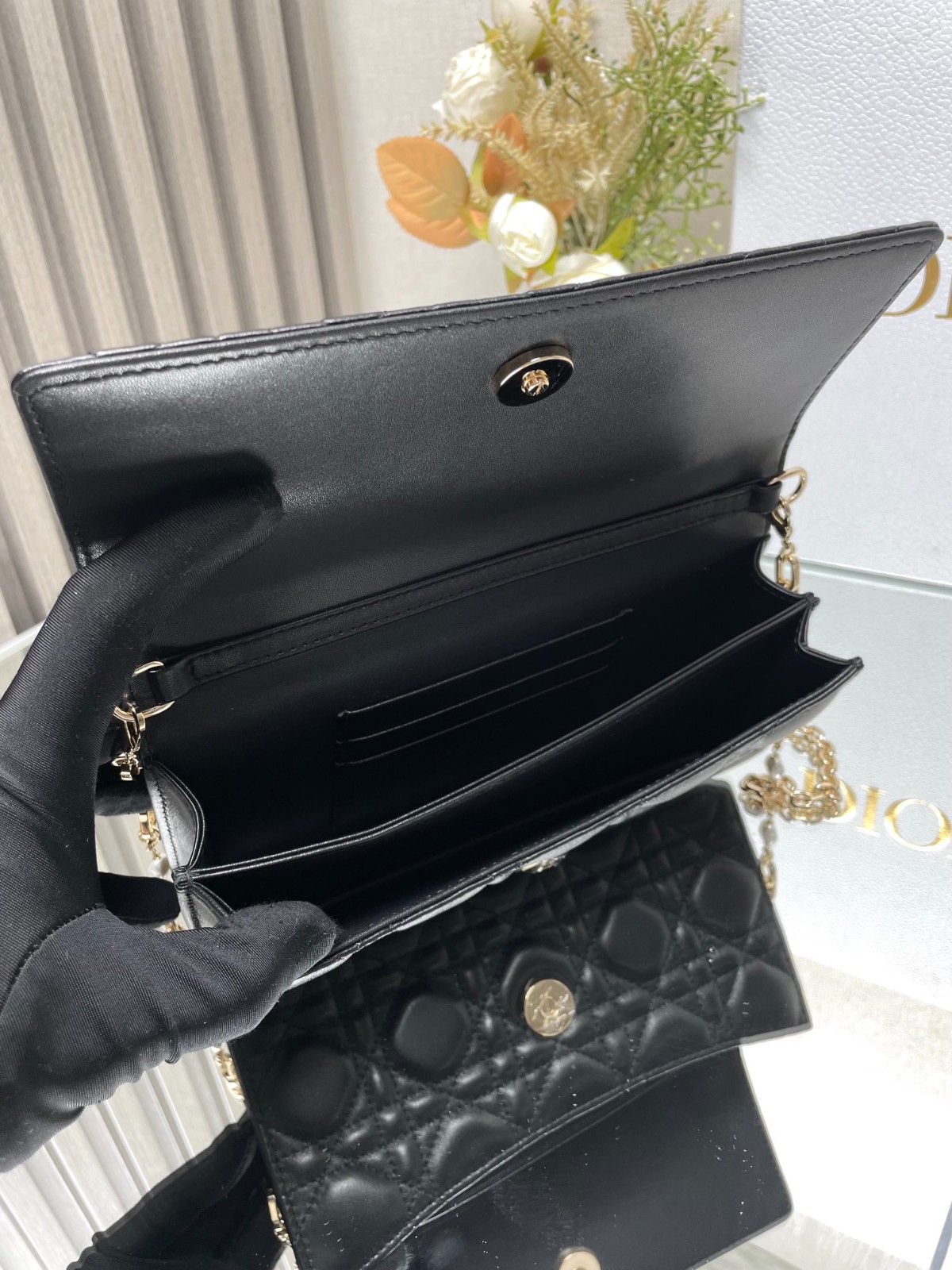 008 55123165 size 21x11.5x4.5cm
