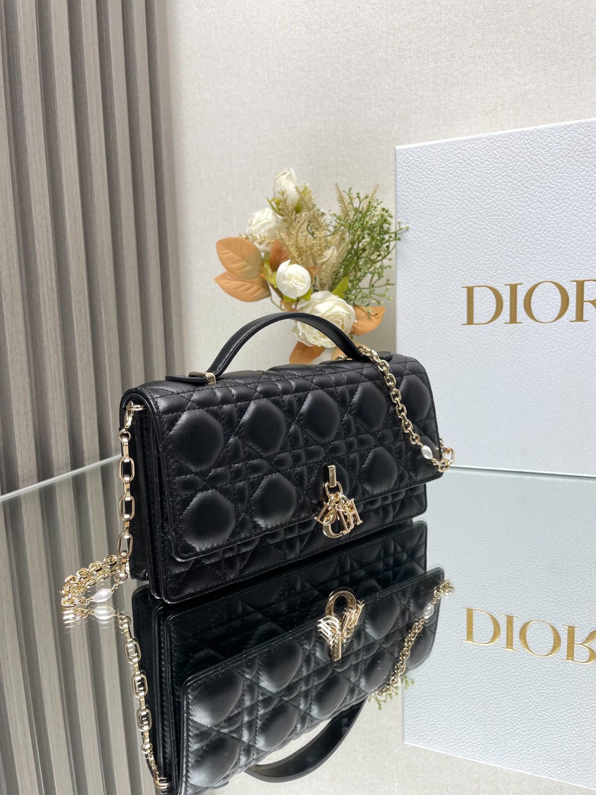 008 55123165 size 21x11.5x4.5cm