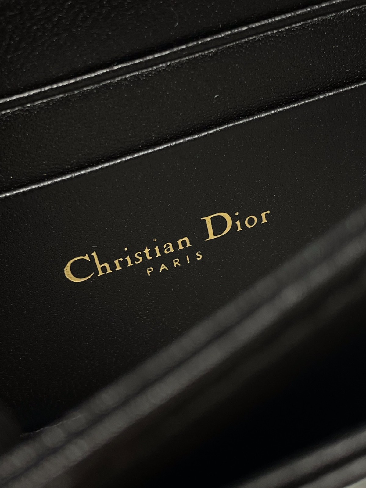 008 55123165 size 21x11.5x4.5cm