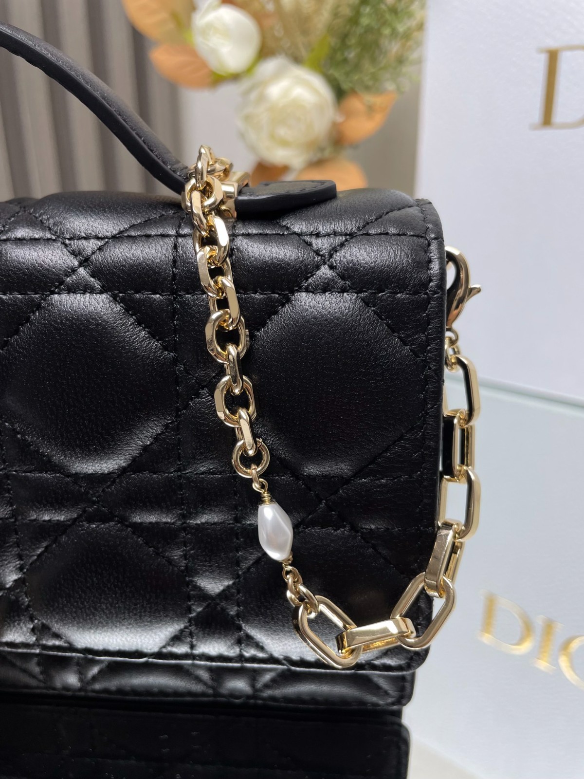 008 55123165 size 21x11.5x4.5cm