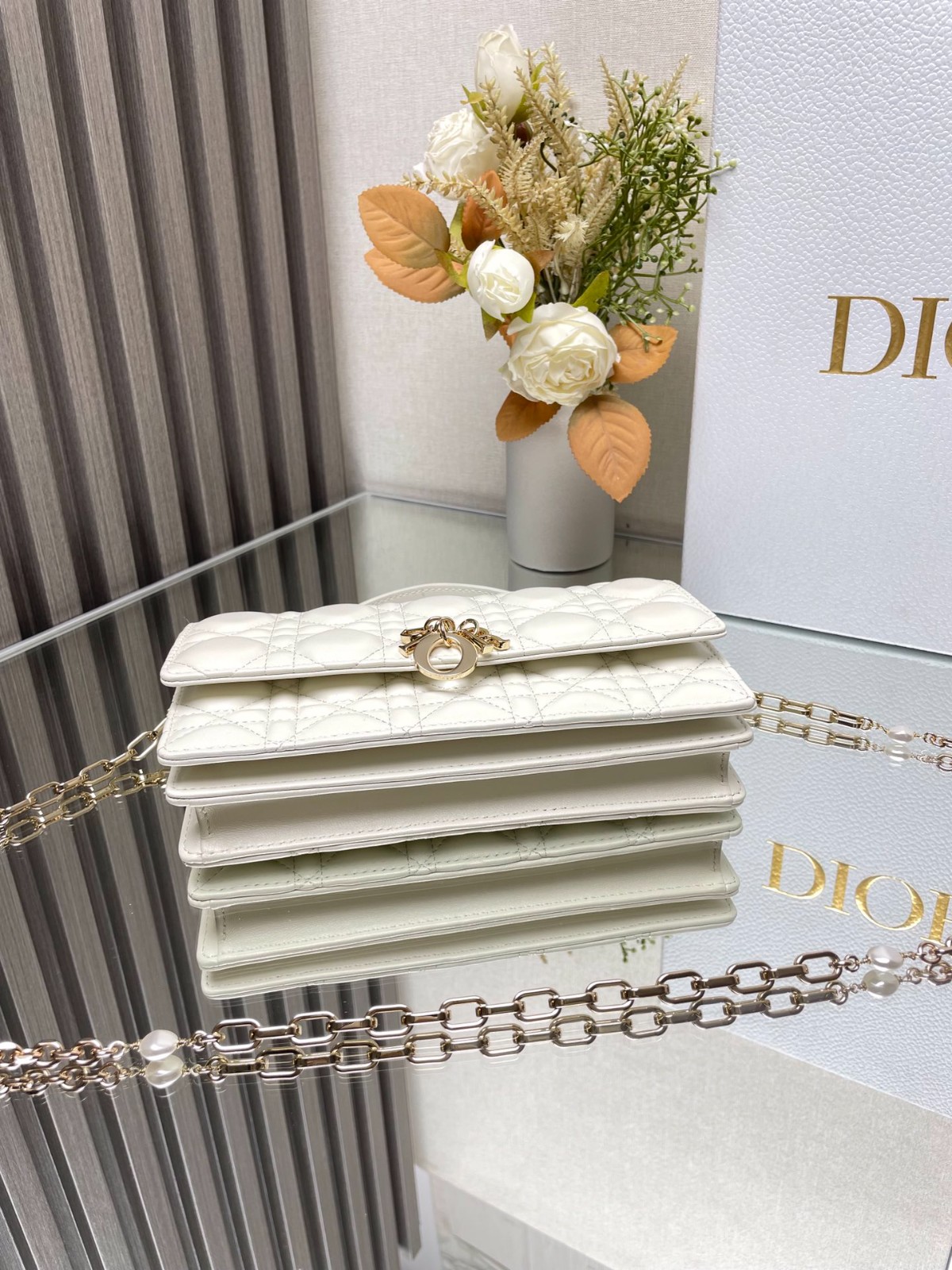 007 55123165 size 21x11.5x4.5cm