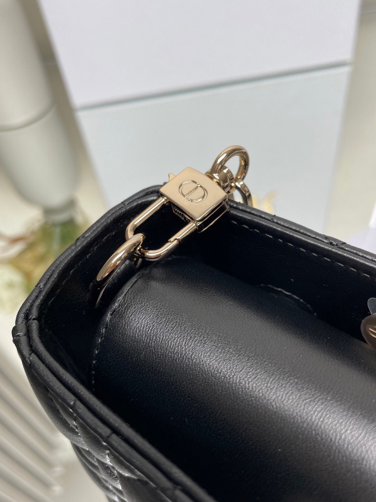 002 62123178 size 26×13.5×5 cm