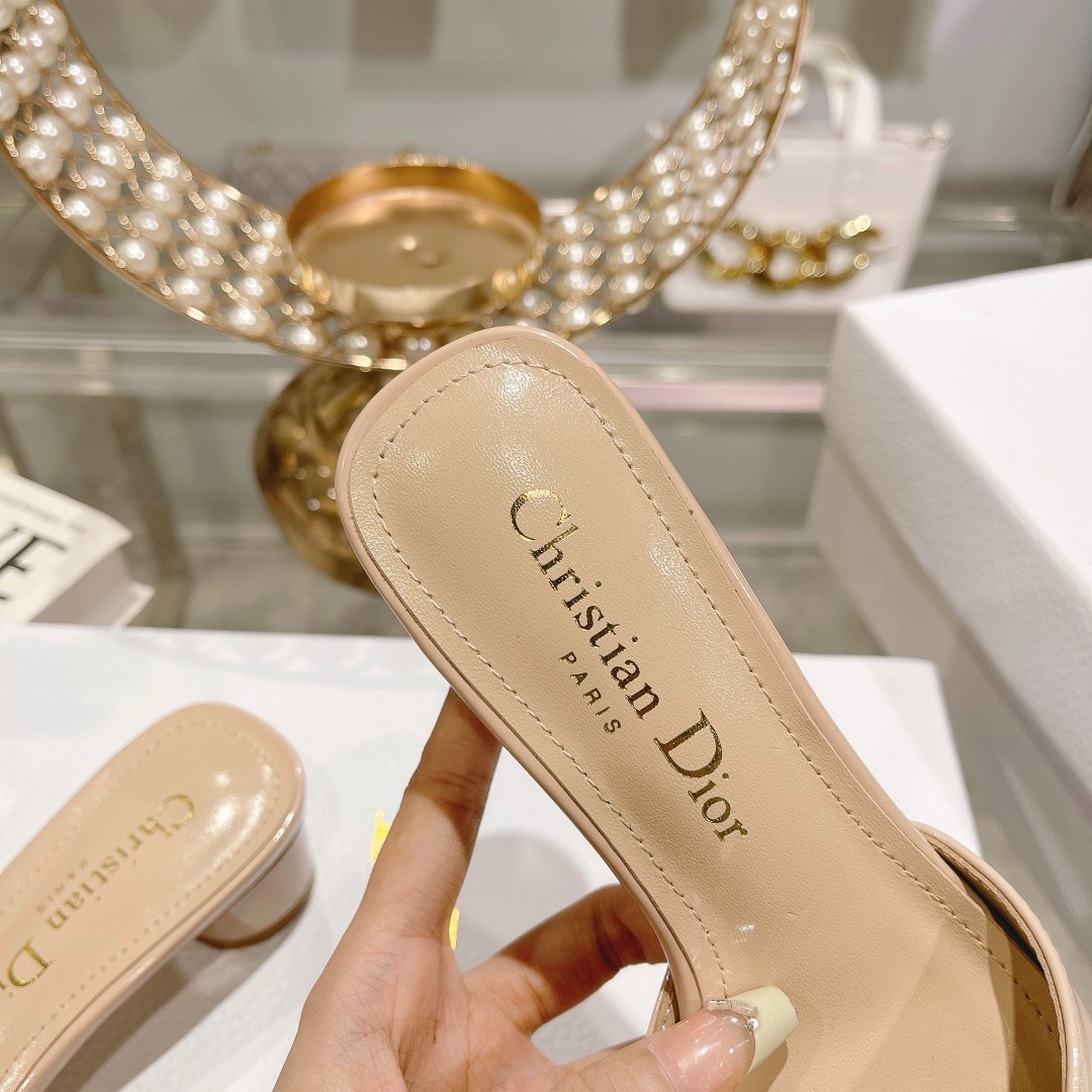 043 28123099 SIZE 34-40