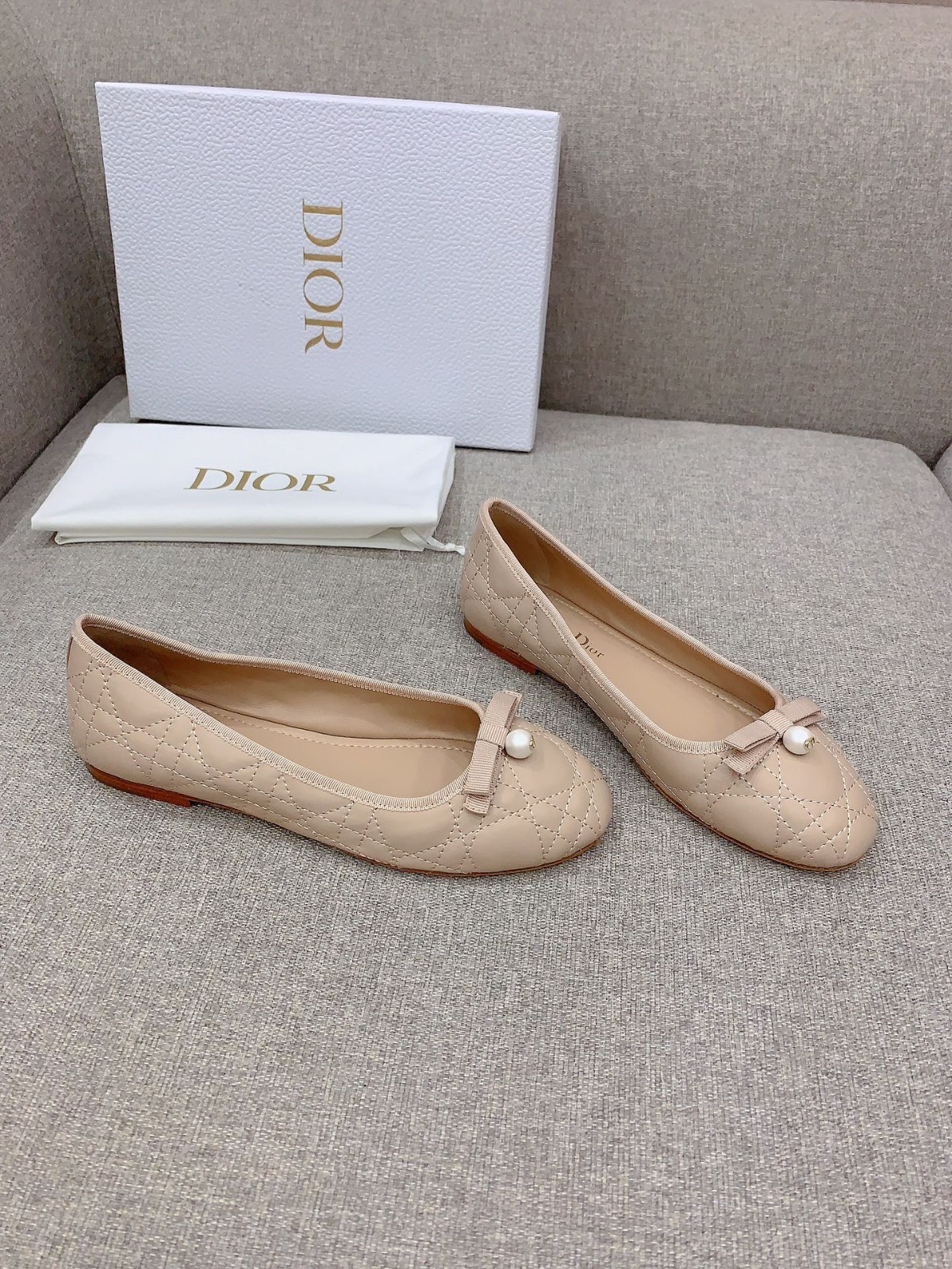 039 34123113 SIZE 35-40