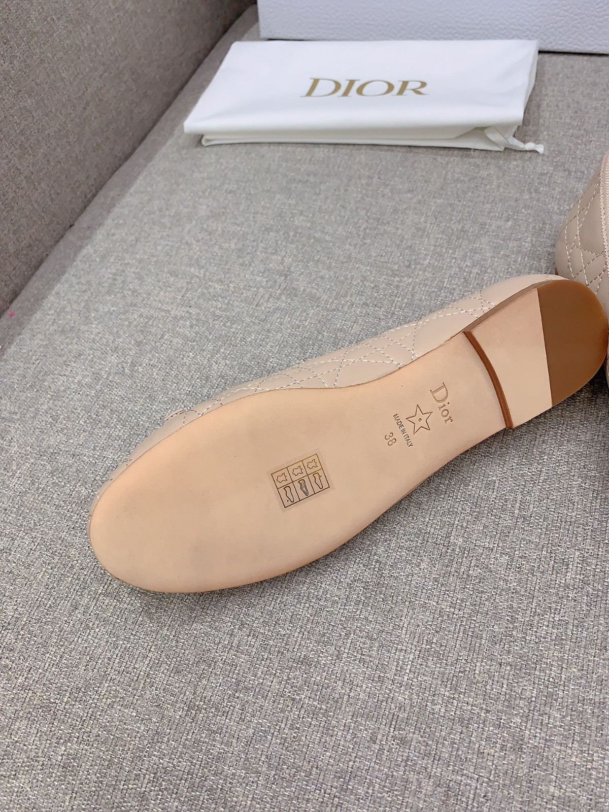 039 34123113 SIZE 35-40