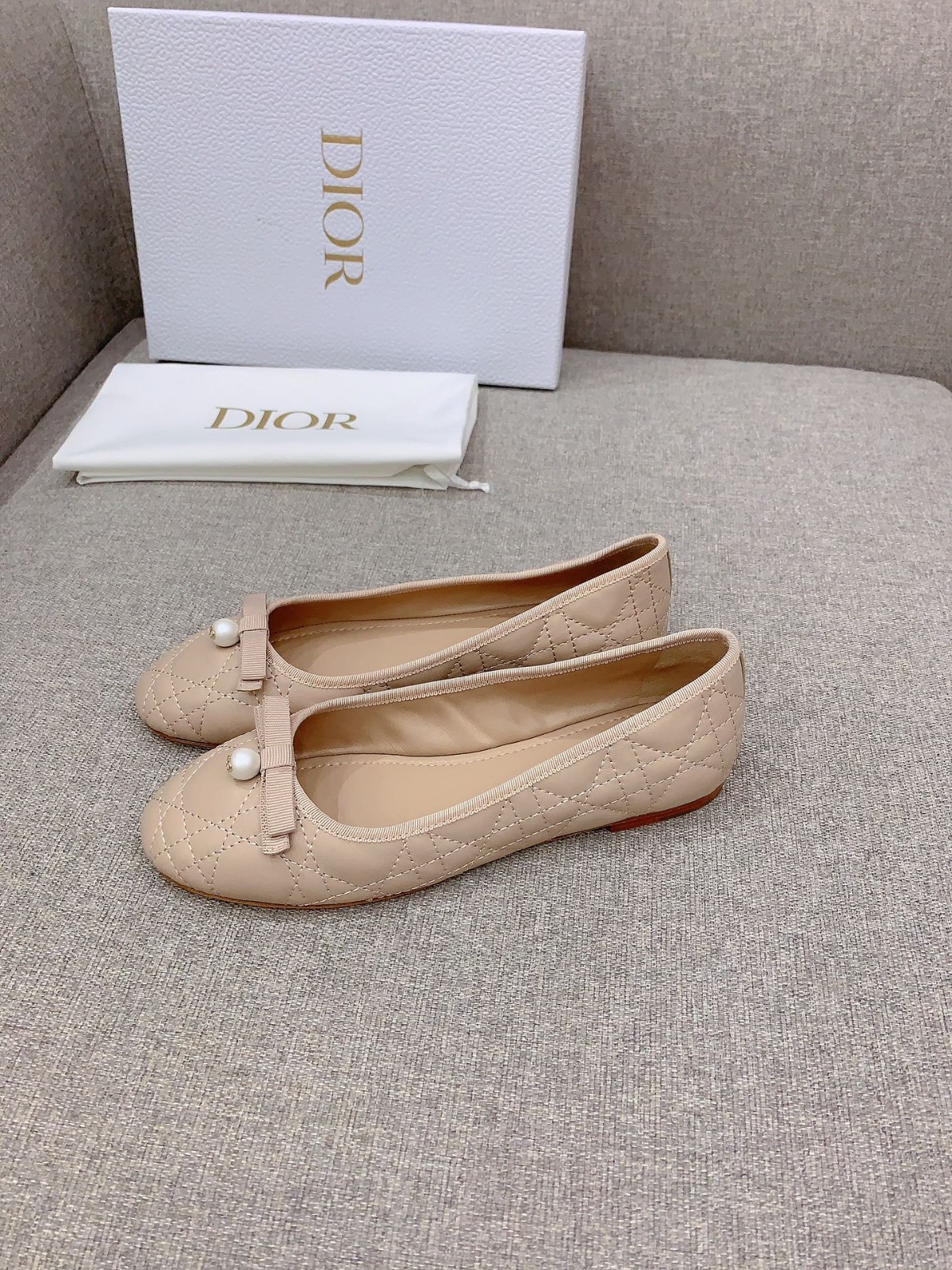 039 34123113 SIZE 35-40
