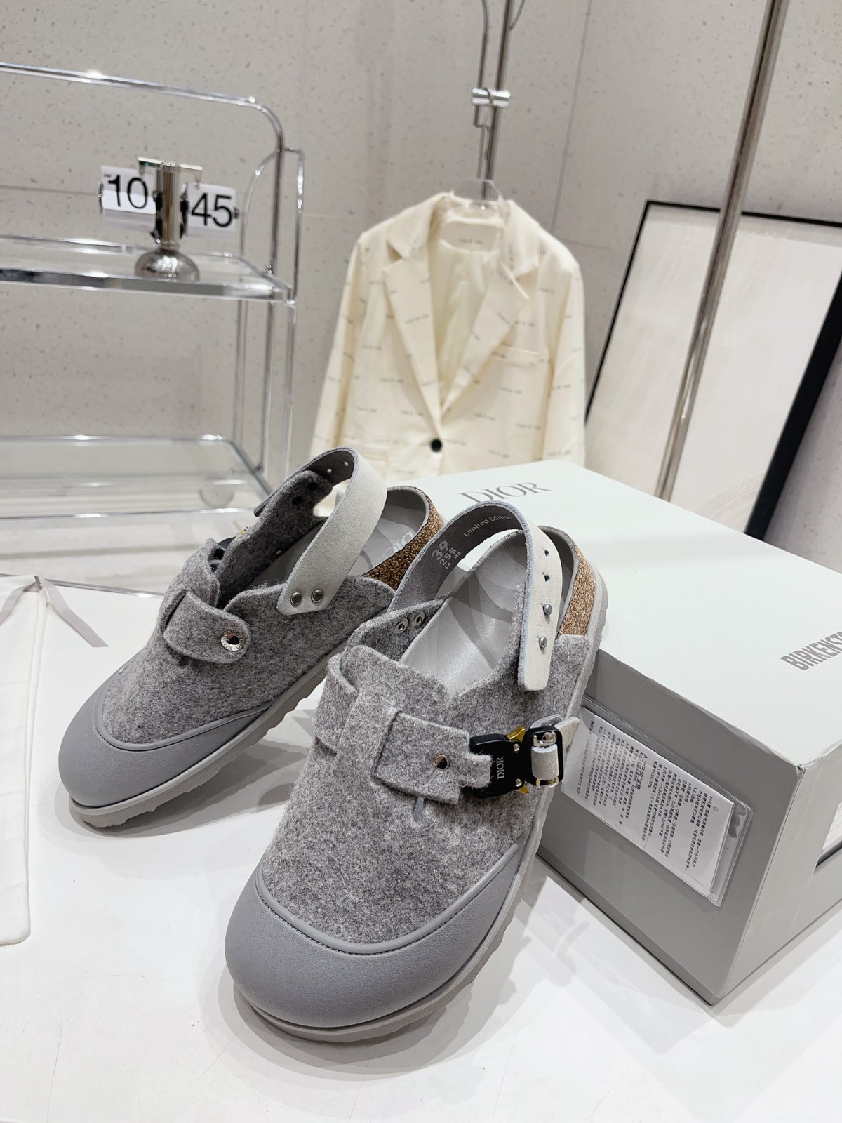 020 40123127 SIZE 35-46