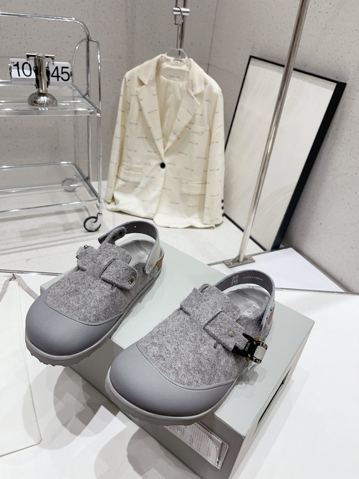 020 40123127 SIZE 35-46