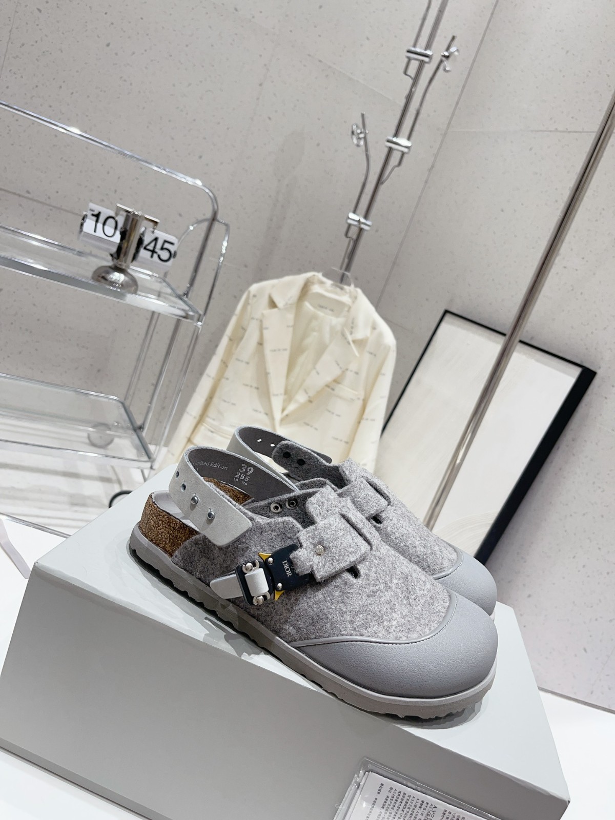 020 40123127 SIZE 35-46