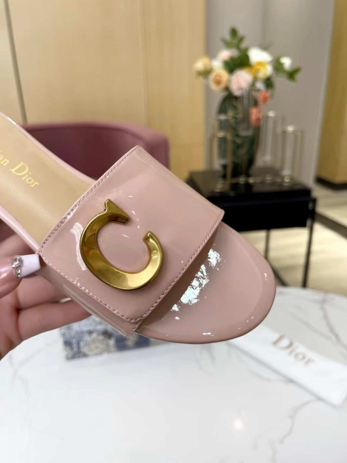 010 21123083 SIZE 35-43