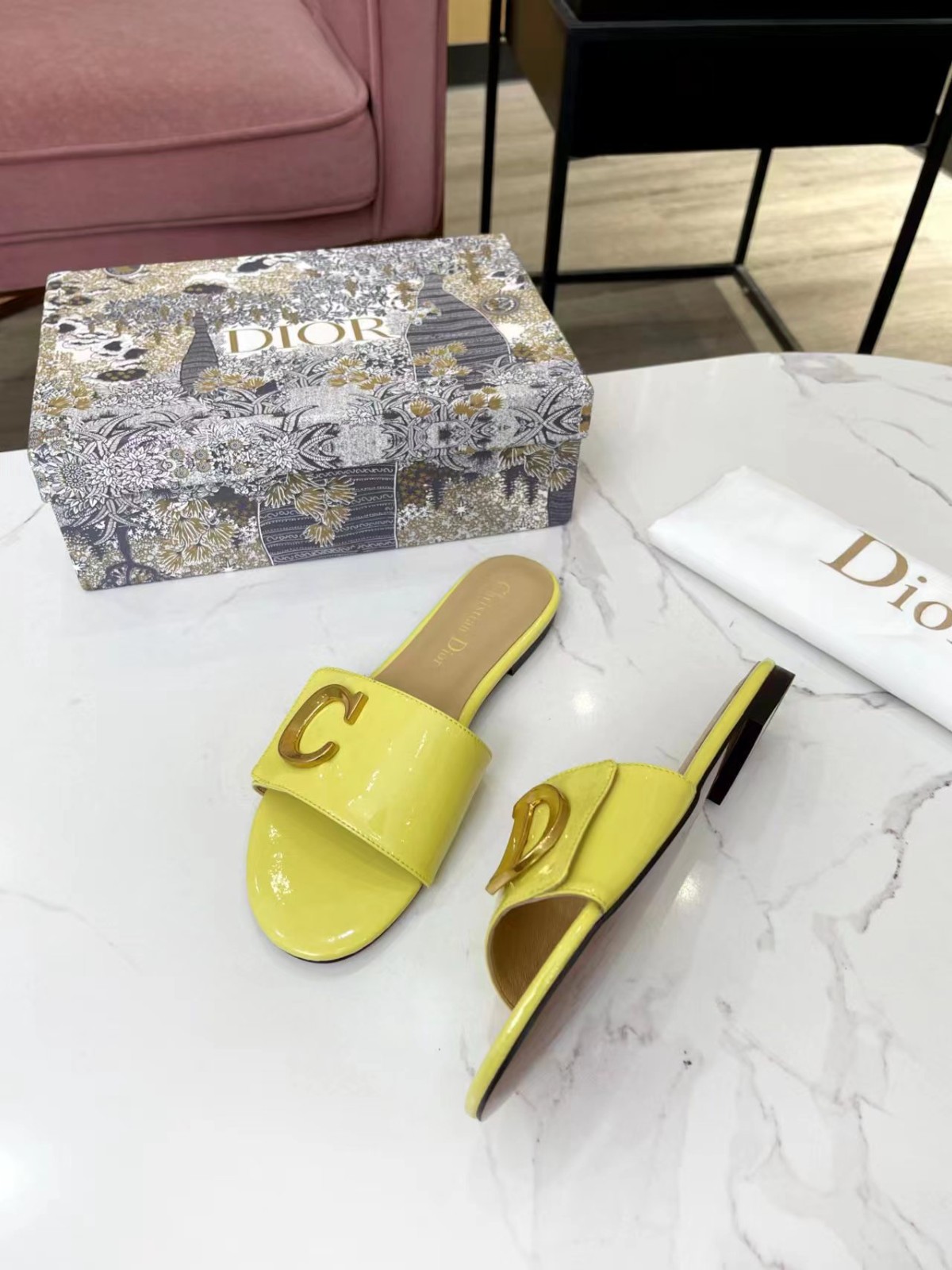 008 21123083 SIZE 35-43