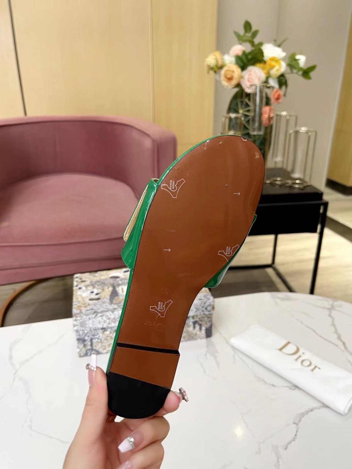 001 21123083 SIZE 35-43