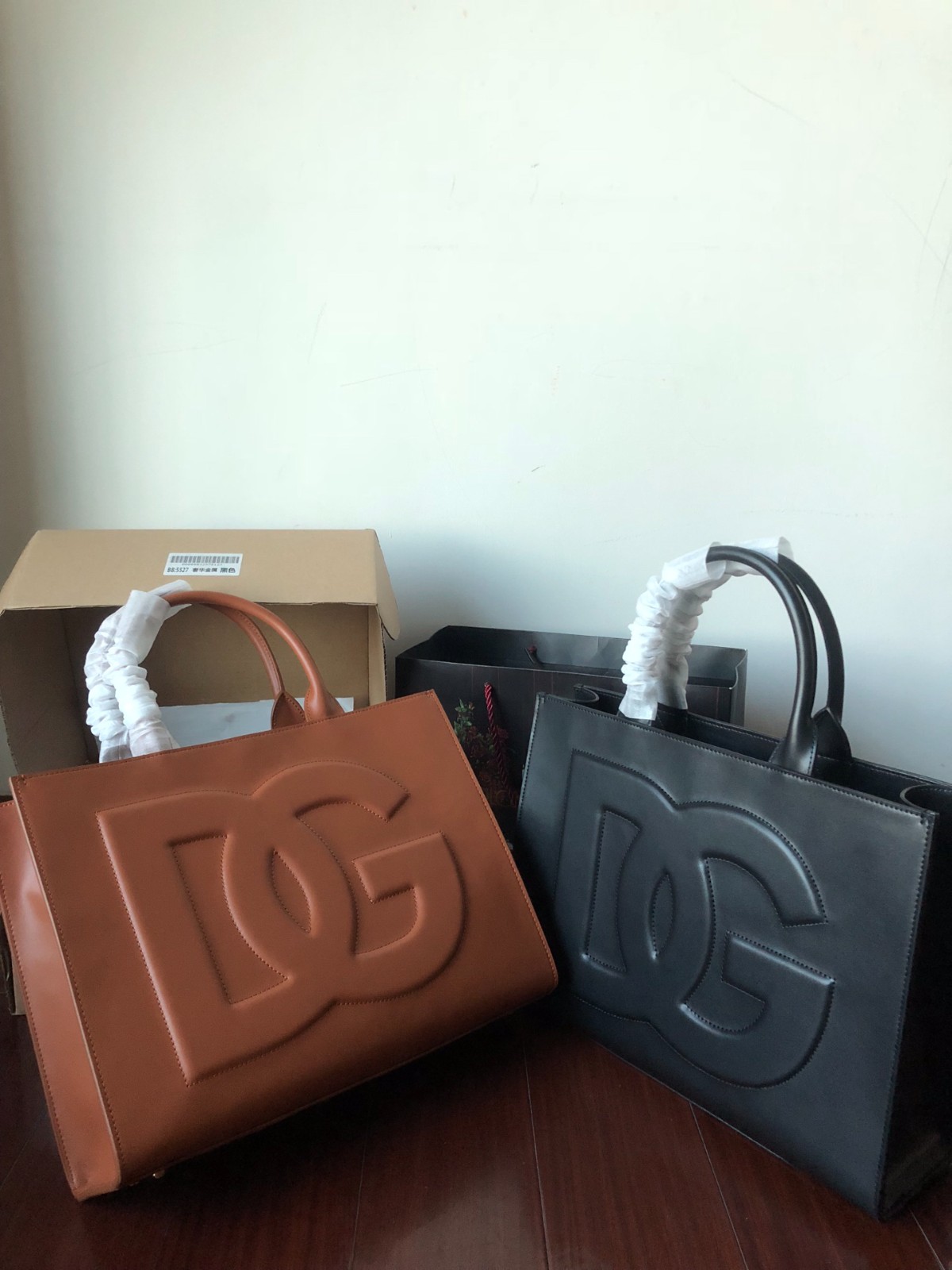 16 52123155 （37×28×11.5cm）