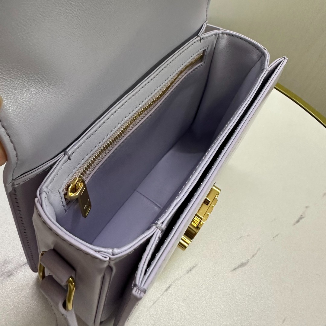 027 85123278 ;95123282 ( size18x14x5cm;size22x16x7cm)