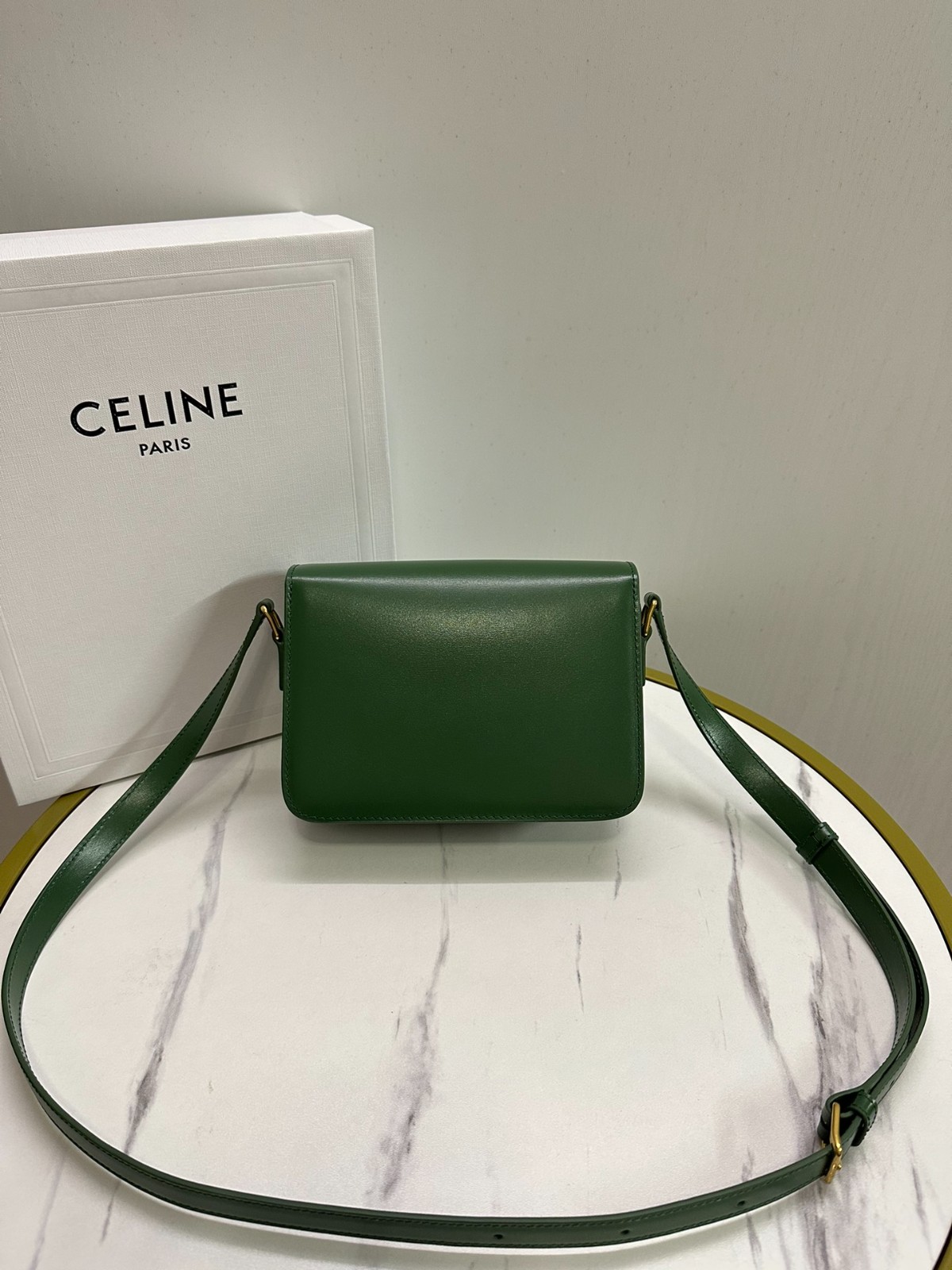 023 85123278 ;95123282 ( size18x14x5cm;size22x16x7cm)