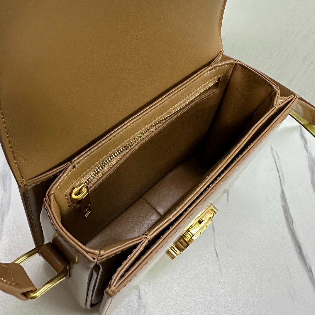 021 85123278 ;95123282 ( size18x14x5cm;size22x16x7cm)