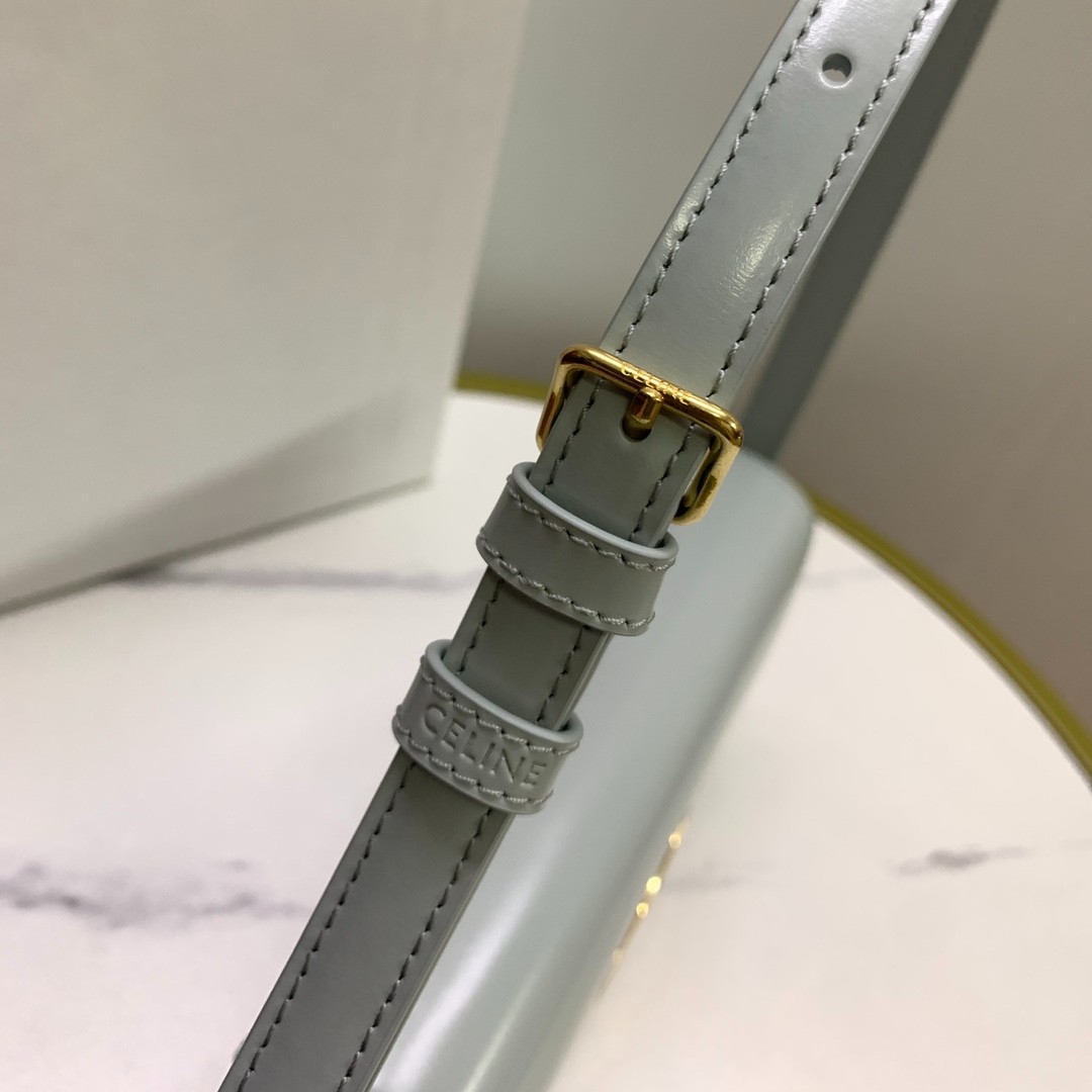 016 65123235 size 20x10x4cm