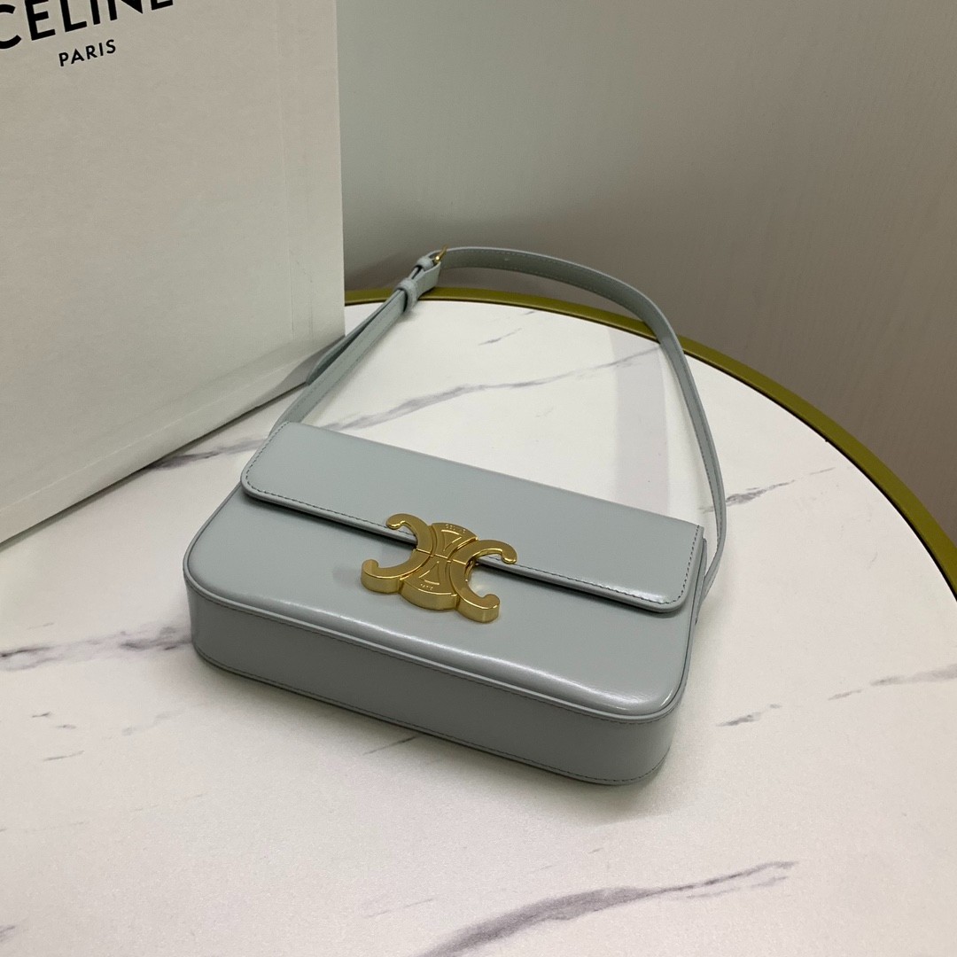 016 65123235 size 20x10x4cm